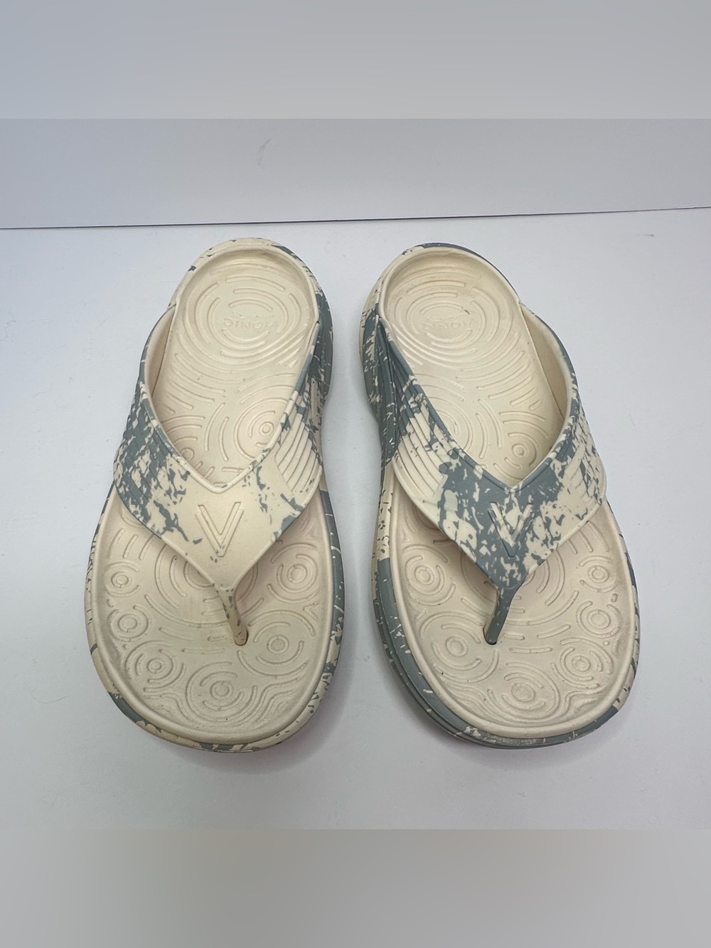 Vionic Tide RX Unisex Thong Sandal Slip-On Ivory/Blue Splatter Print Women's 9 - Picture 3 of 11